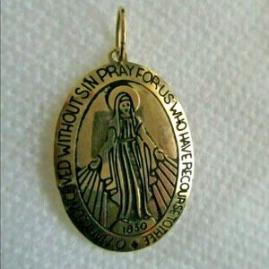 VINTAGE 14K Y/GOLD PENDANT OF OUR LADY